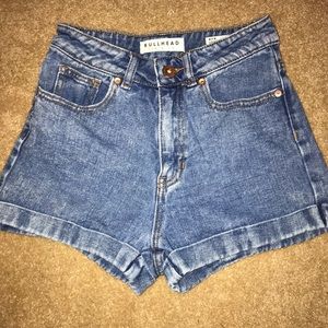 Bullhead (Pac-sun) high-waisted Shorts